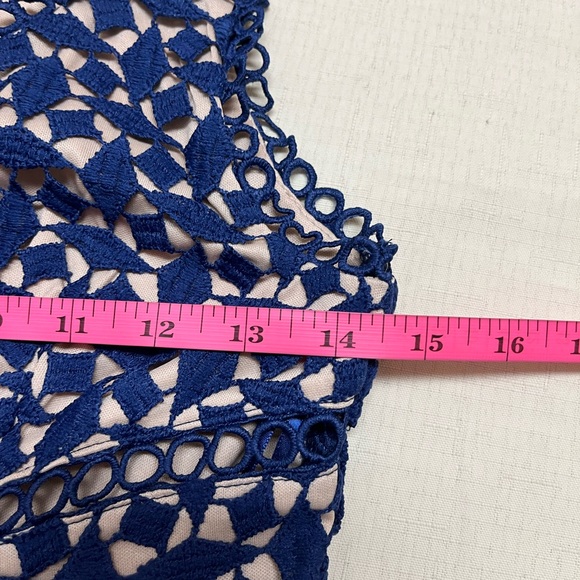 NWT Francesca’s Miami XS blue lace midi dress - Picture 5 of 13